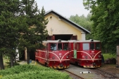 V pátek 18.6. se naskytla možnost vyfotit momentálně jediné dvě místní lokomotivy 705.9 Českých drah. Před výtopnou v Osoblaze byly zvěčněny 705 916 a 917